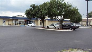 Econo Lodge جافني المظهر الخارجي الصورة